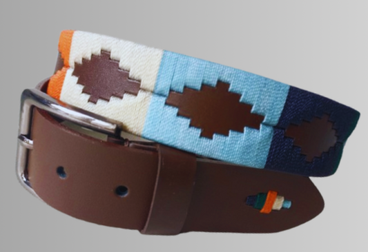 Cinturón en cuero con diseño en hilo encerado Tornado