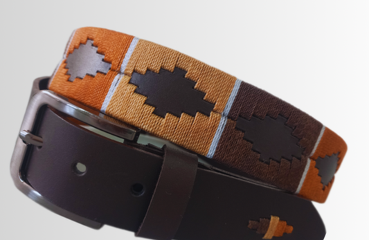 Cinturón en cuero con diseño en hilo encerado Roble